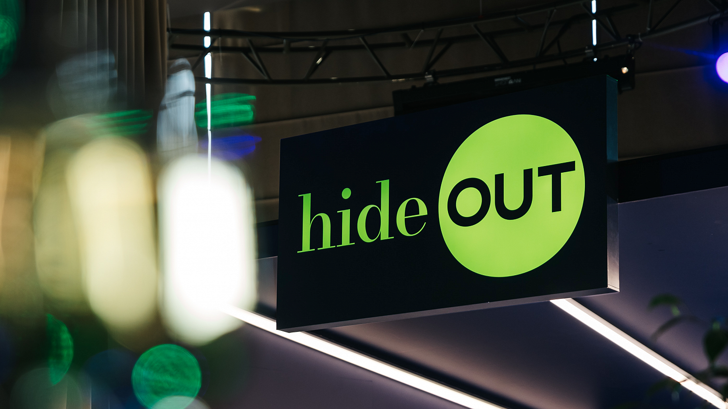 hideOUT: стратегия, нейминг, айдентика и креативная концепция продвижения жилого комплекса - Портфолио Depot